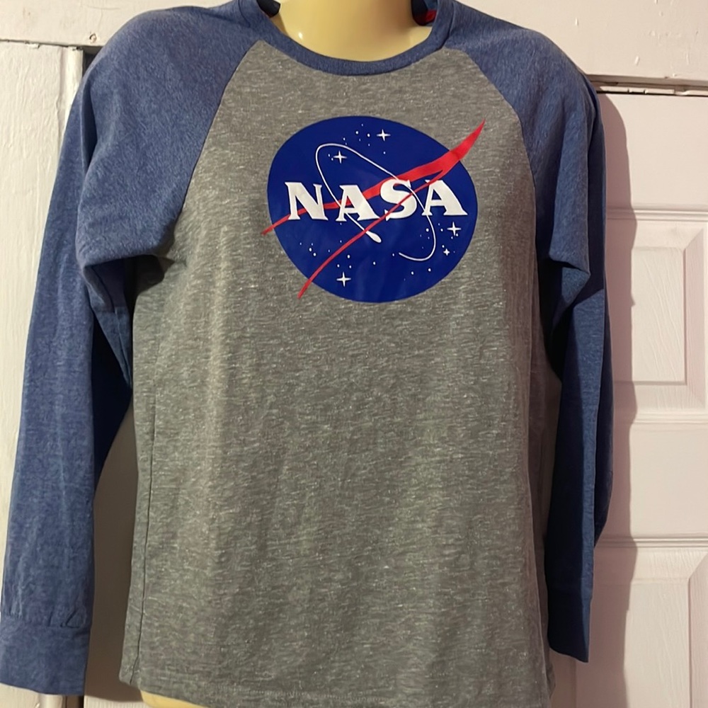 Kids long sleeve shirt 🦄
